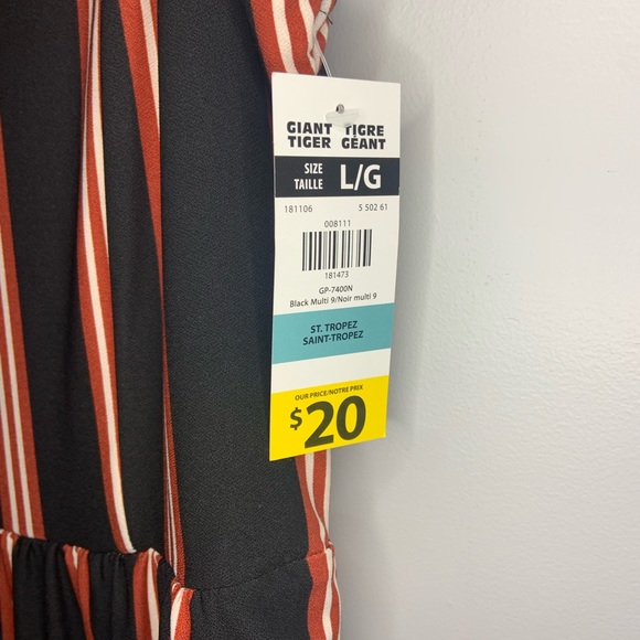 3/20$ Large jump suit from Giant Tiger. Can’t return. NWT. - Picture 4 of 4
